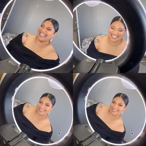 Meet your Posher, Andrea